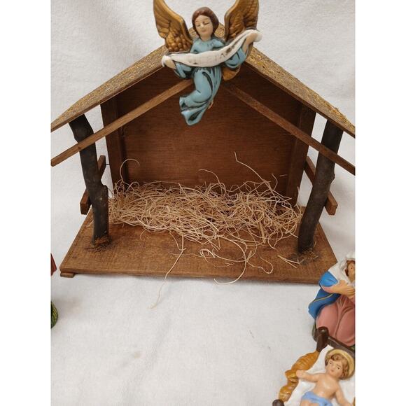 VNTG Nativity Set Hand Carved Wood Hand Painted 11 Pieces Stable Japan Christmas - Picture 12 of 16